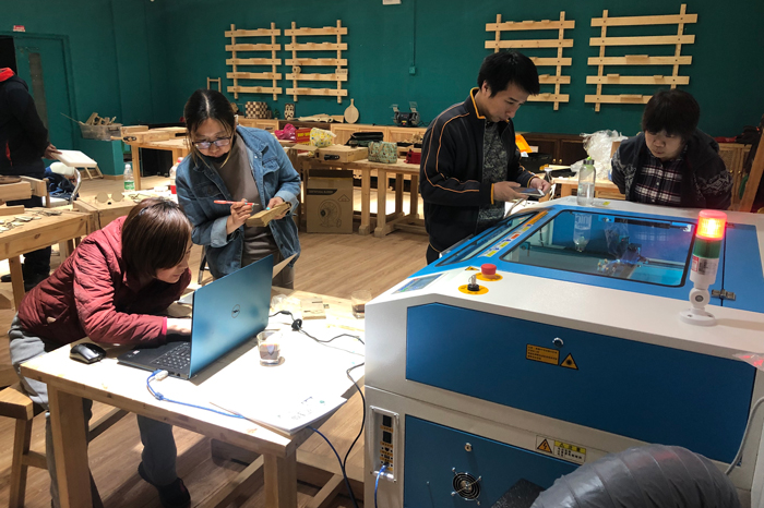 北京国科机器人木工坊